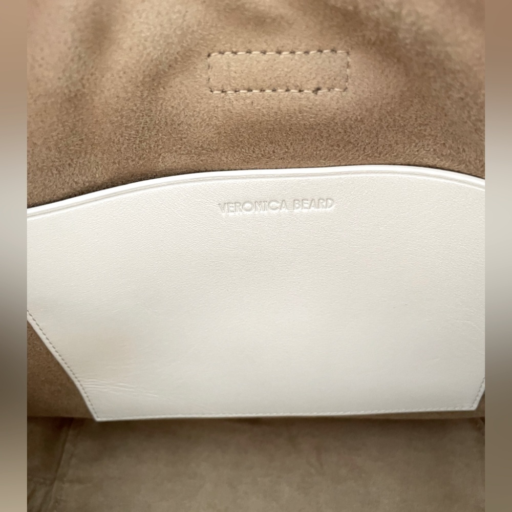 NEW Veronica Beard Small Suede Crest Lock Bucket Bag green white - Picture 6 of 7